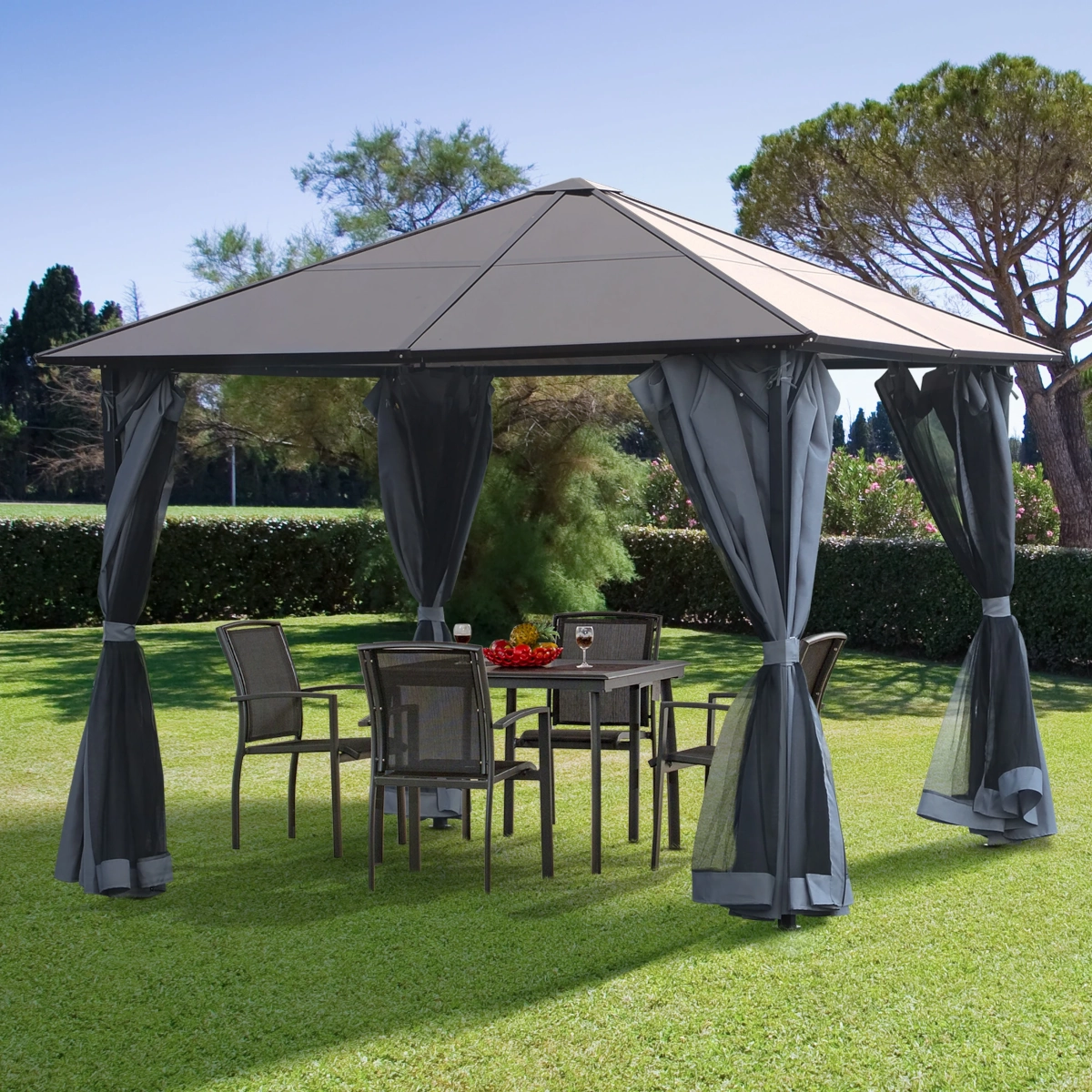 tonnelle Outsunny 3 x 3 m en polycarbonate