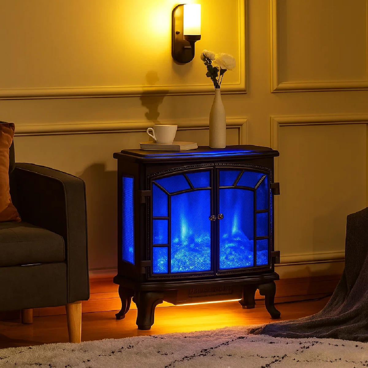 Cheminée électrique avec flamme LED bleue lumineuse, associée à un éclairage mural chaud pour une ambiance de soirée chaleureuse.
