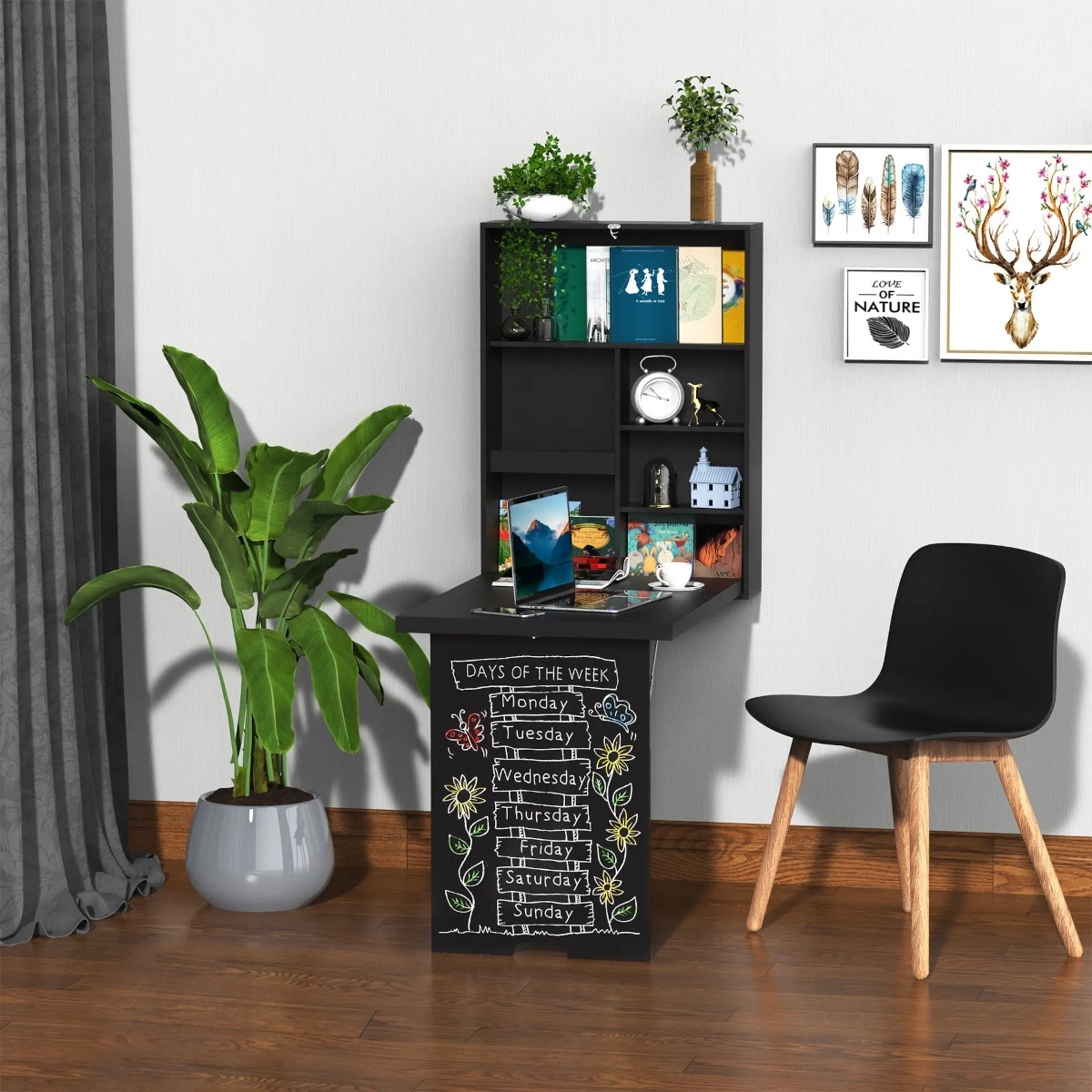 Bureau compact avec étagères, ordinateur portable et plante en pot.
