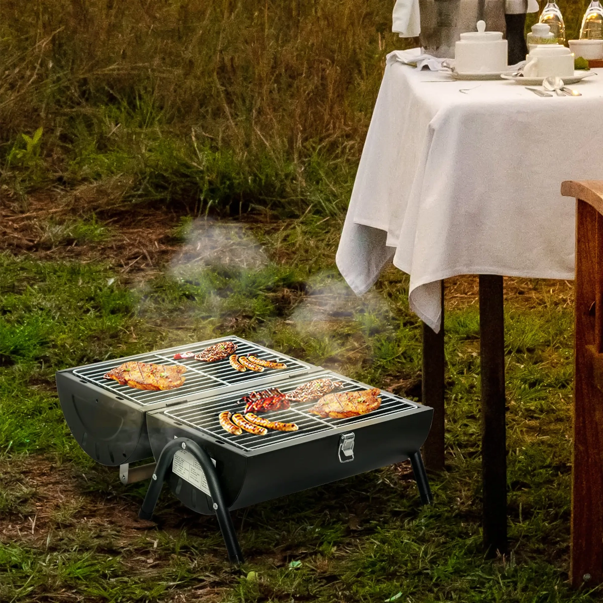Barbecue portable pliant parfait pour un rangement compact et une cuisine adaptée aux voyages.
