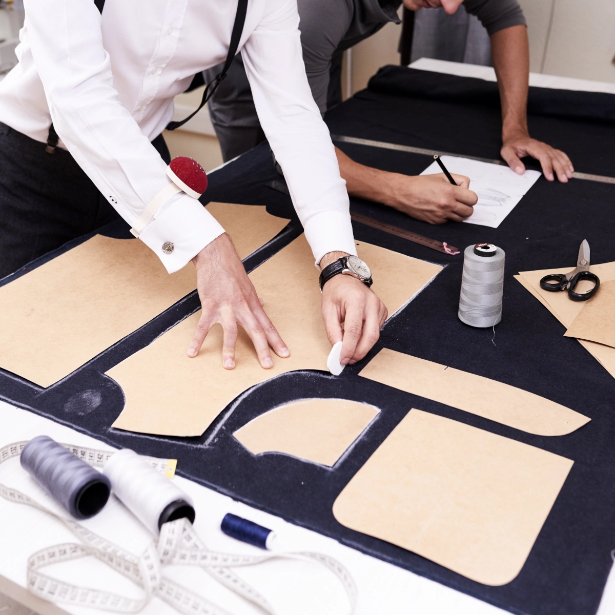 Services professionnels comparés au remplacement du tissu en bricolage